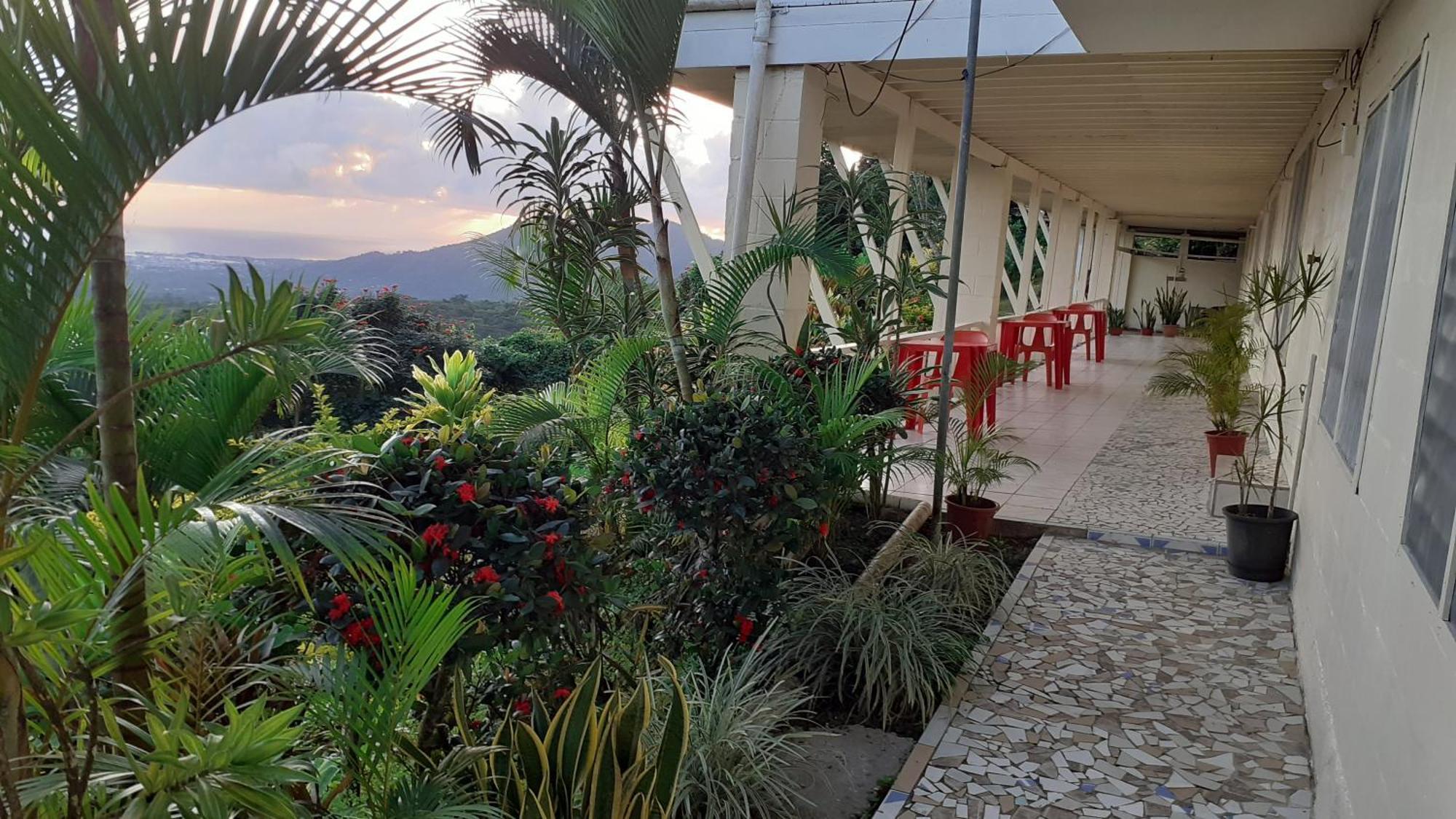 Dave Parker Eco Lodge Hotel Apia Exterior foto